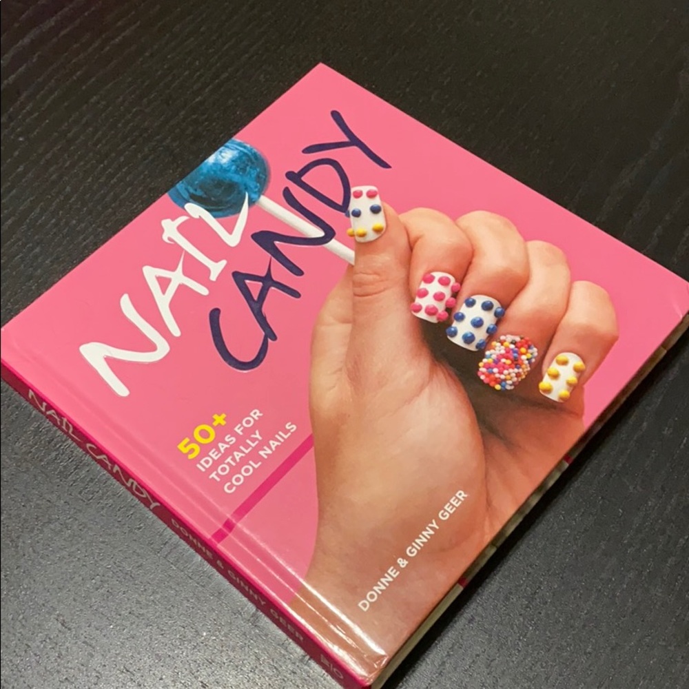 Step by step nail design book